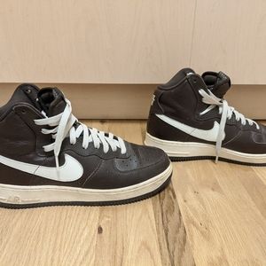 Nike Air force 1 men's size 8 743546-200